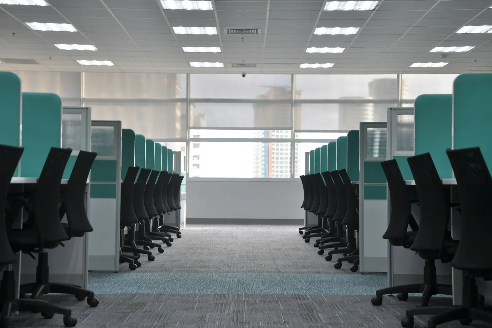 Semi-Fitted Full Floor in JBC 5, Jumeirah Lakes — photo 1