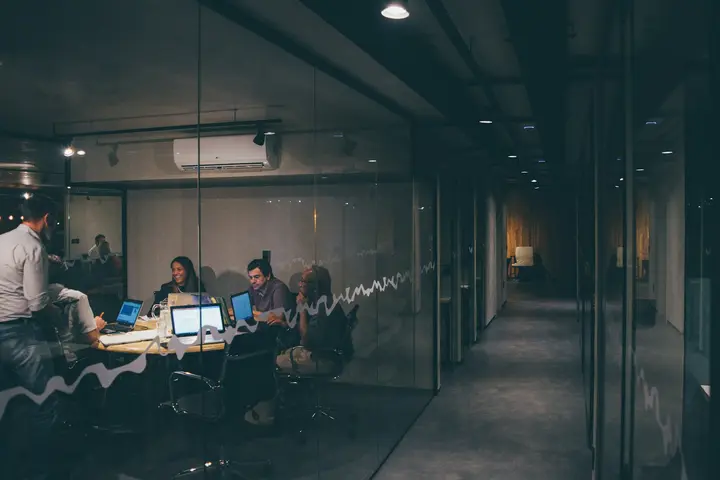 Landmark Office Suite in Emirates Office Tower — Sheikh Zayed Road