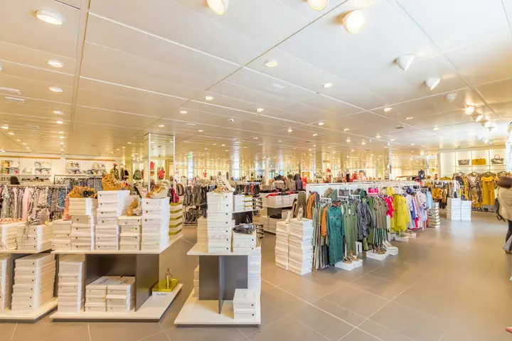 Double-Height Showroom on the Al Quoz Main Road — Al Quoz